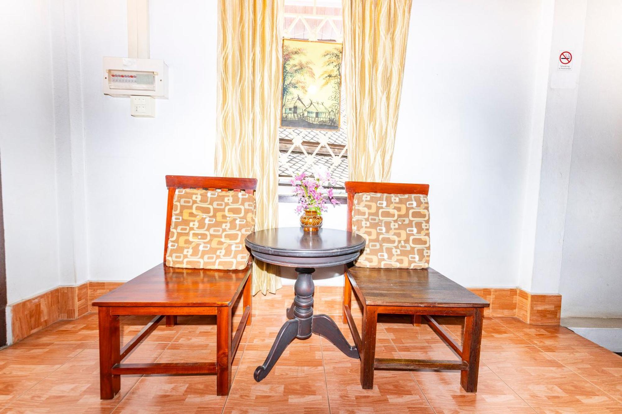 לואנג פרבאנג Nirasim Villa מראה חיצוני תמונה